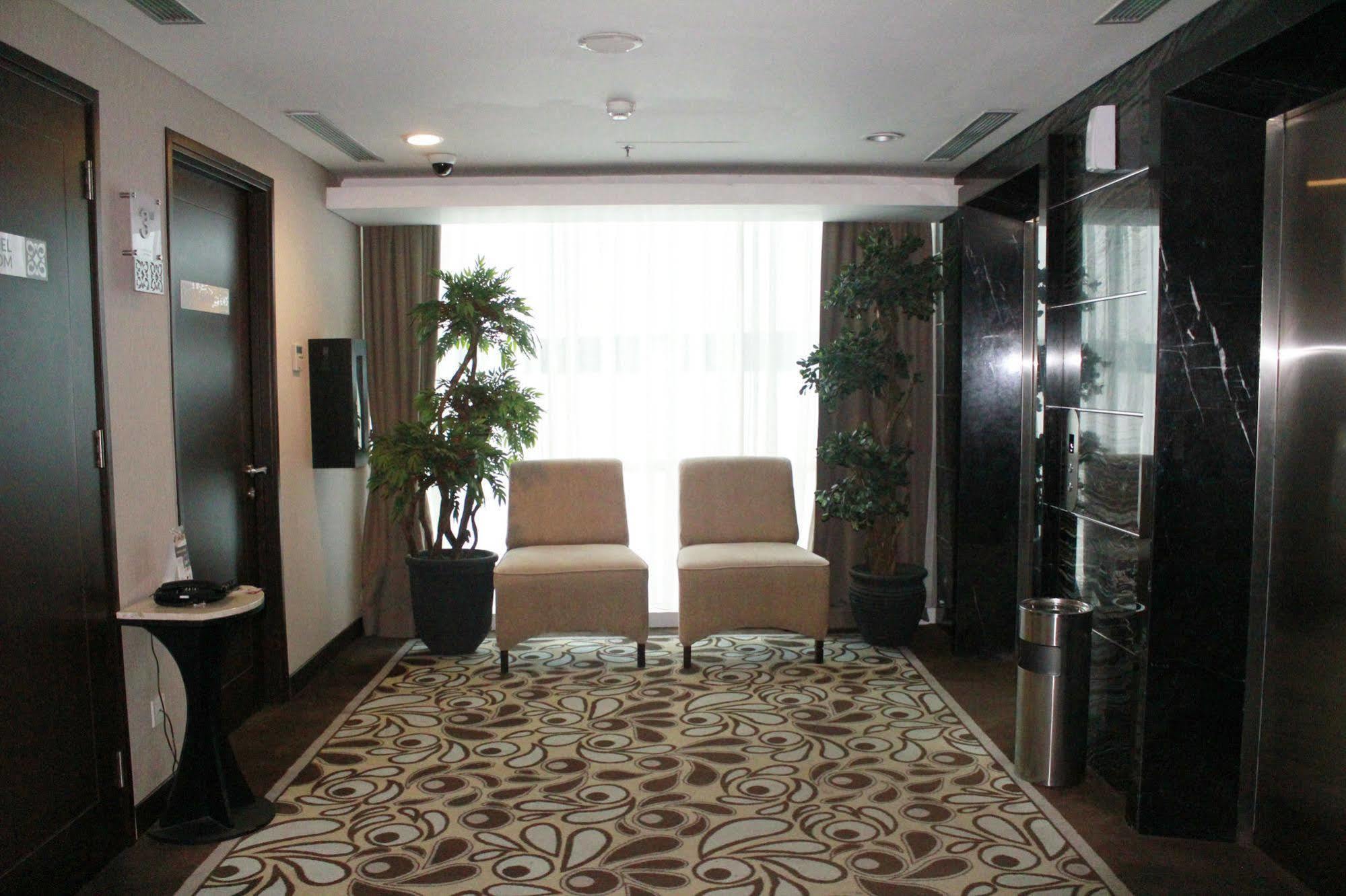 Gp Mega Kuningan Jakarta Ngoại thất bức ảnh